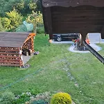 Bed & Breakfast Dworek Wiatrow