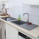 Bed & Breakfast Dworek Wiatrow Debogory
