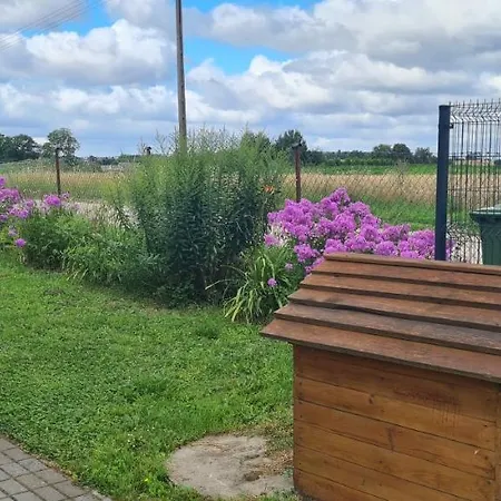 Bed and breakfast Dworek Wiatrów
