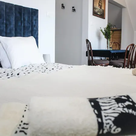 Dworek Wiatrów Debogory