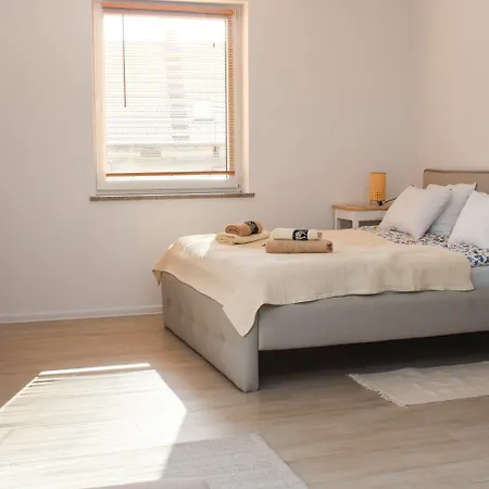 Dworek Wiatrów Bed and breakfast