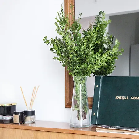Bed & Breakfast Dworek Wiatrow 3*