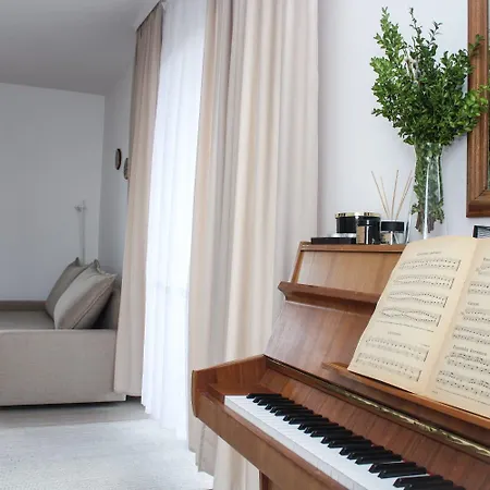 Dworek Wiatrów 3* Debogory