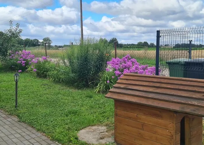 Bed and breakfast Dworek Wiatrów