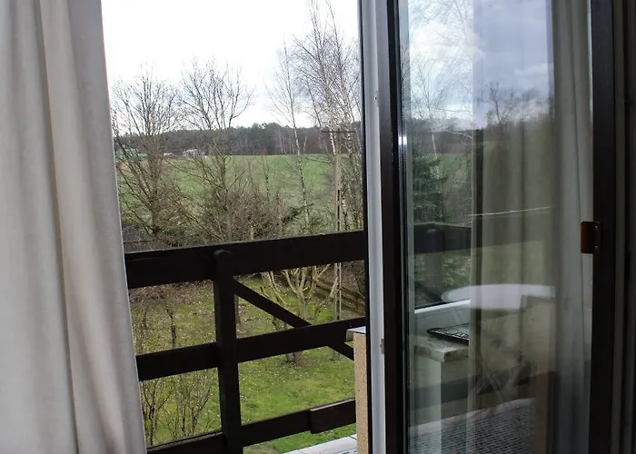 Dworek Wiatrów Bed and breakfast 3*