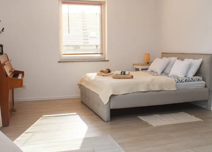 Dworek Wiatrów Bed and breakfast