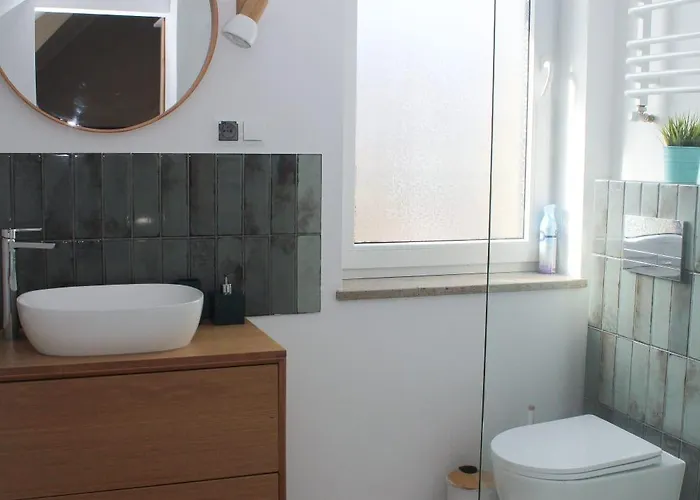 Dworek Wiatrów Bed and breakfast Debogory