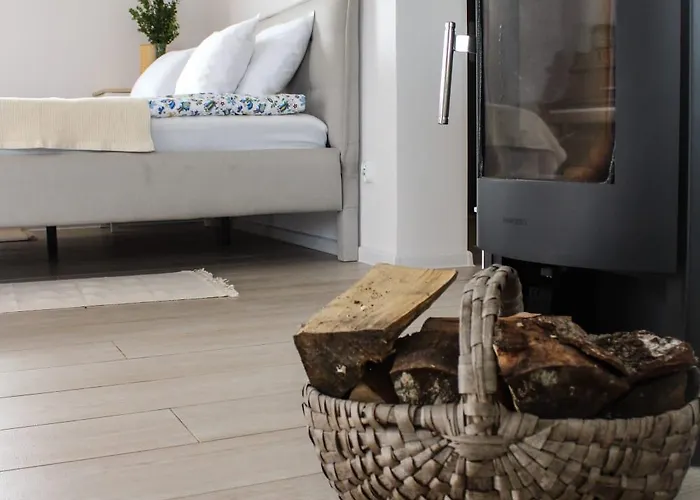 Dworek Wiatrów Bed and breakfast Debogory