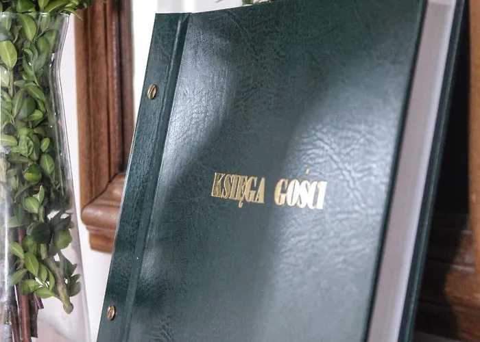 Dworek Wiatrów Bed and breakfast