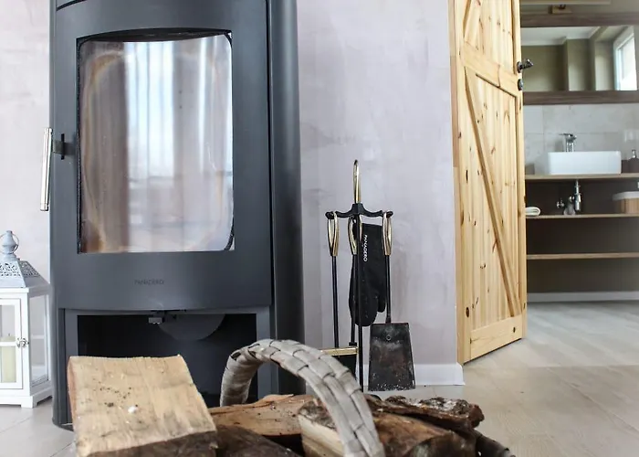 Bed and breakfast Dworek Wiatrów Debogory