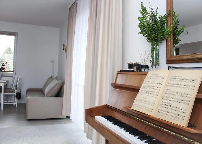 Dworek Wiatrów 3* Debogory